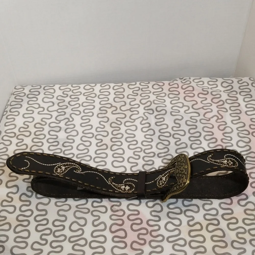 Bill Adler NWOT belt paisley Embroidered size M